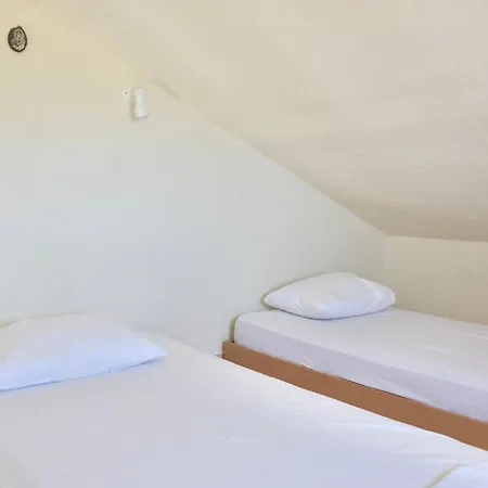 Stunning Beachfront For Rent *