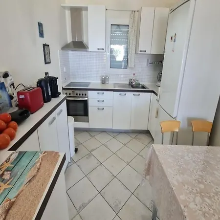 Holiday home Stunning Beachfront For Rent Metokhion Konstamonitou