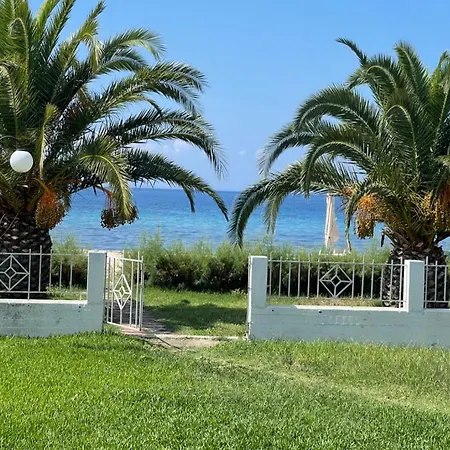 Stunning Beachfront For Rent Holiday home