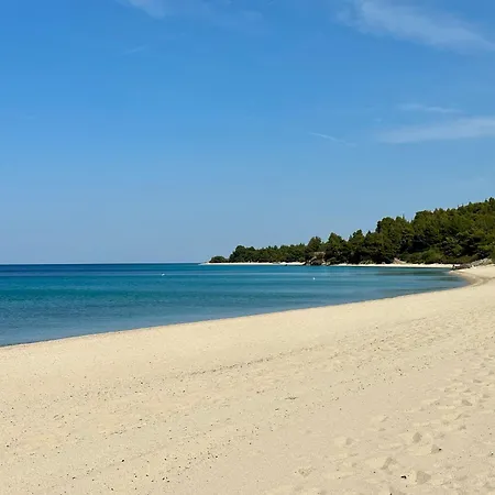 Stunning Beachfront For Rent *