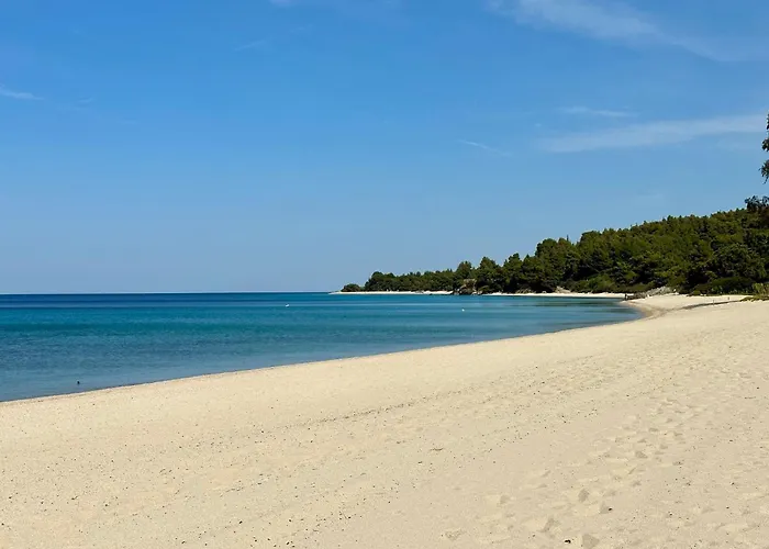 Stunning Beachfront For Rent *