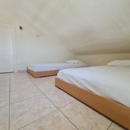 Stunning Beachfront For Rent Tatil Evi Metokhion Konstamonitou